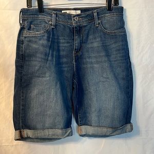 Denim Levi’s Knee Length Shorts Size 12